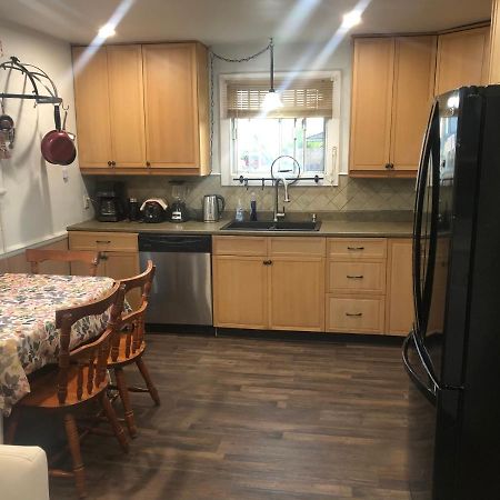 Entire Detached 3-Bedrooms Cute Home In Cornwall Area מראה חיצוני תמונה