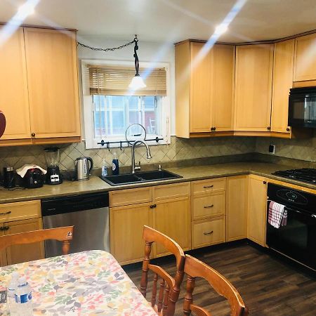 Entire Detached 3-Bedrooms Cute Home In Cornwall Area מראה חיצוני תמונה