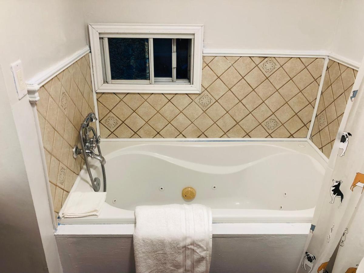 Entire Detached 3-Bedrooms Cute Home In Cornwall Area מראה חיצוני תמונה