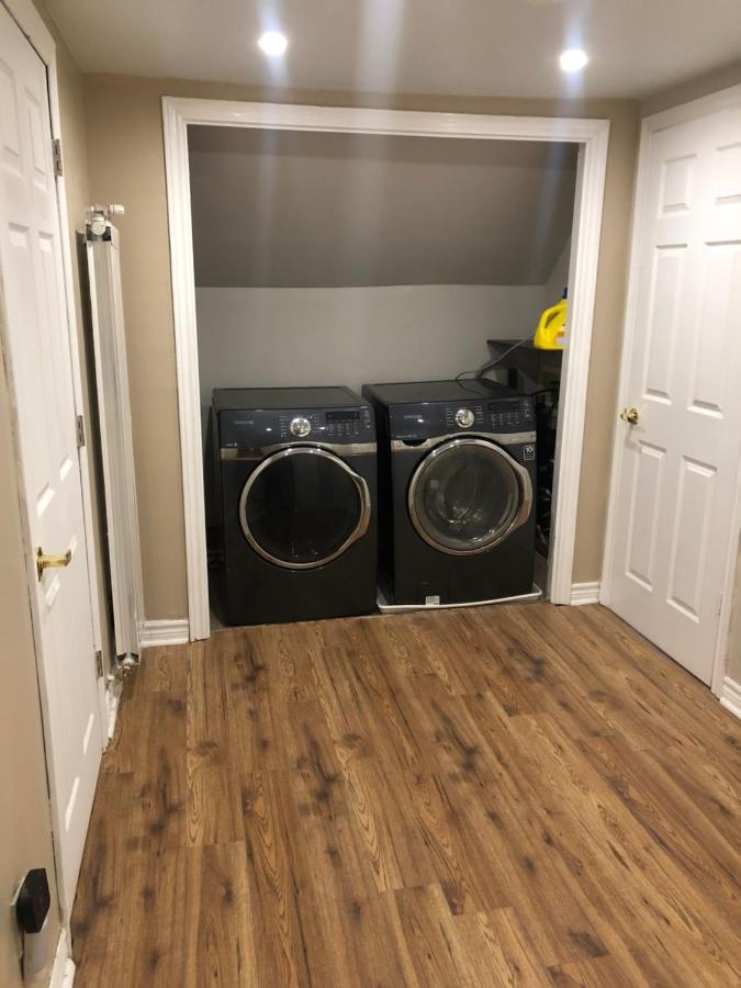 Entire Detached 3-Bedrooms Cute Home In Cornwall Area מראה חיצוני תמונה
